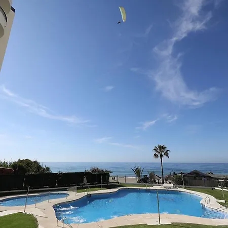 Banana Beach Primera Linea De Playa Marbella Exterior photo